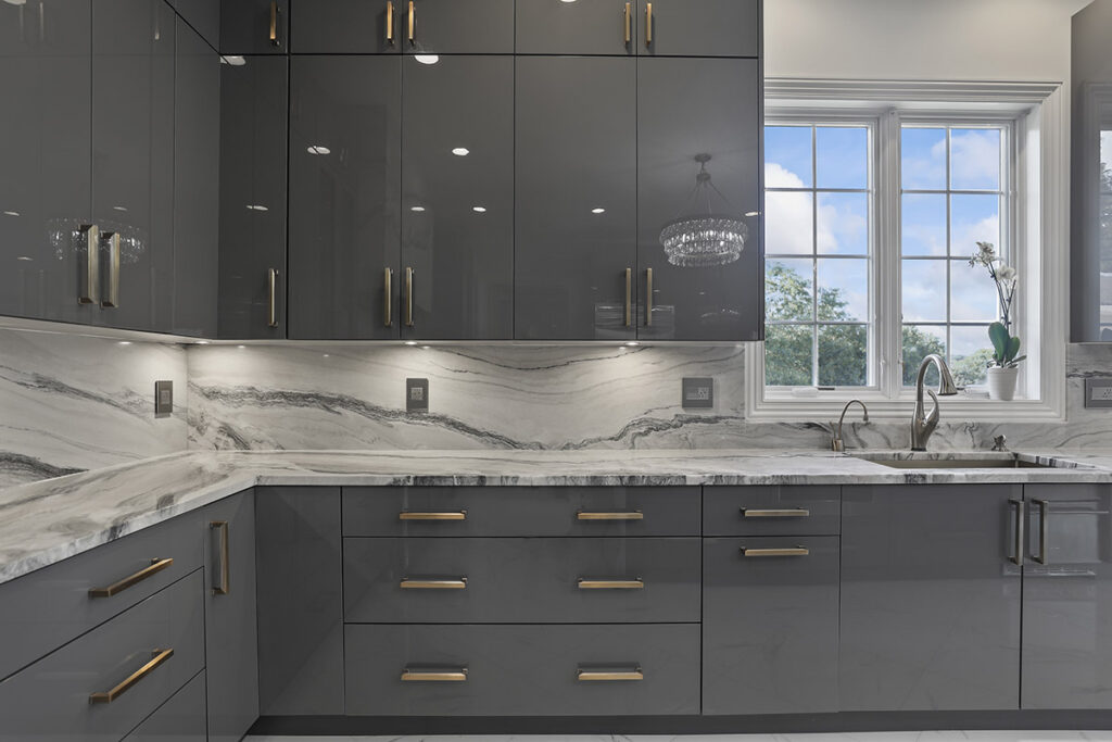 Acrylic xám đậm – tạo chiều sâu không gian.
