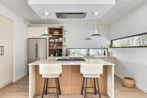 tủ bếp màu trắng